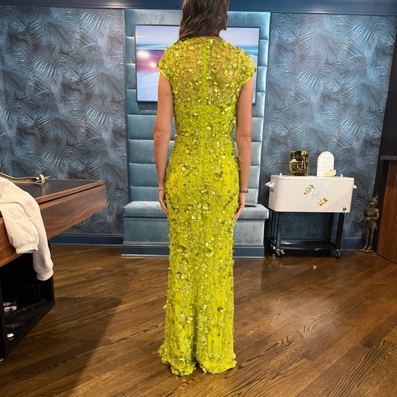Elie Saab Vibrant Yellow Embellished Gown - Picture 3 of 7